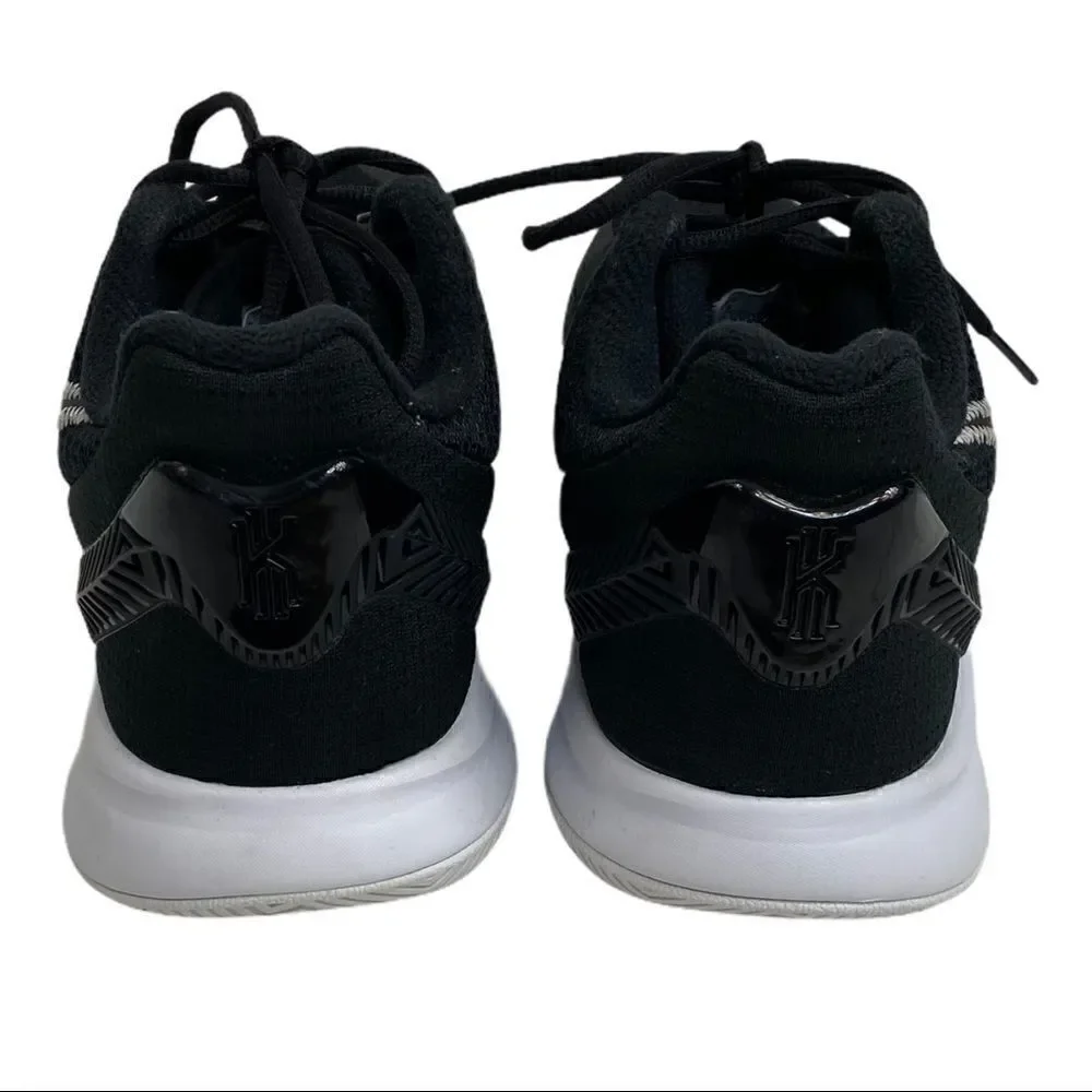 Nike Mens Kyrie 2 Flytrap Basketball Shoes Size 8